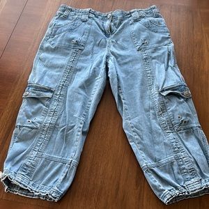 Style & CO. Size 12P women’s capris.